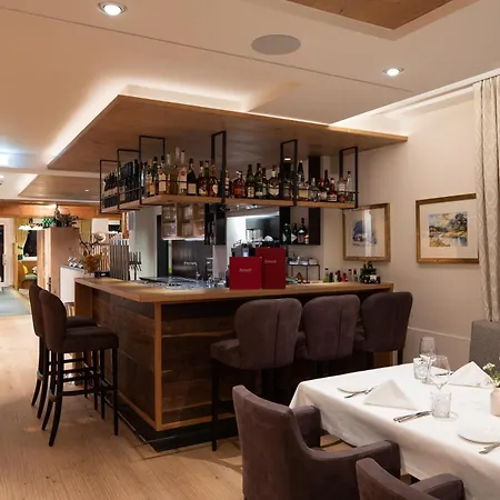 Hotel Restaurant Formarin Oberlech